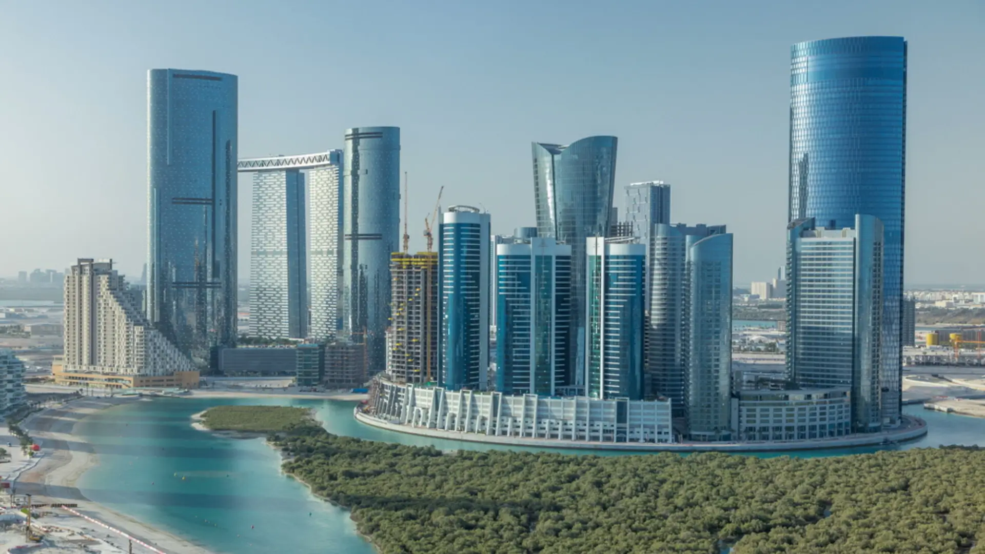 Best Business Communities in Abu Dhabi 2025